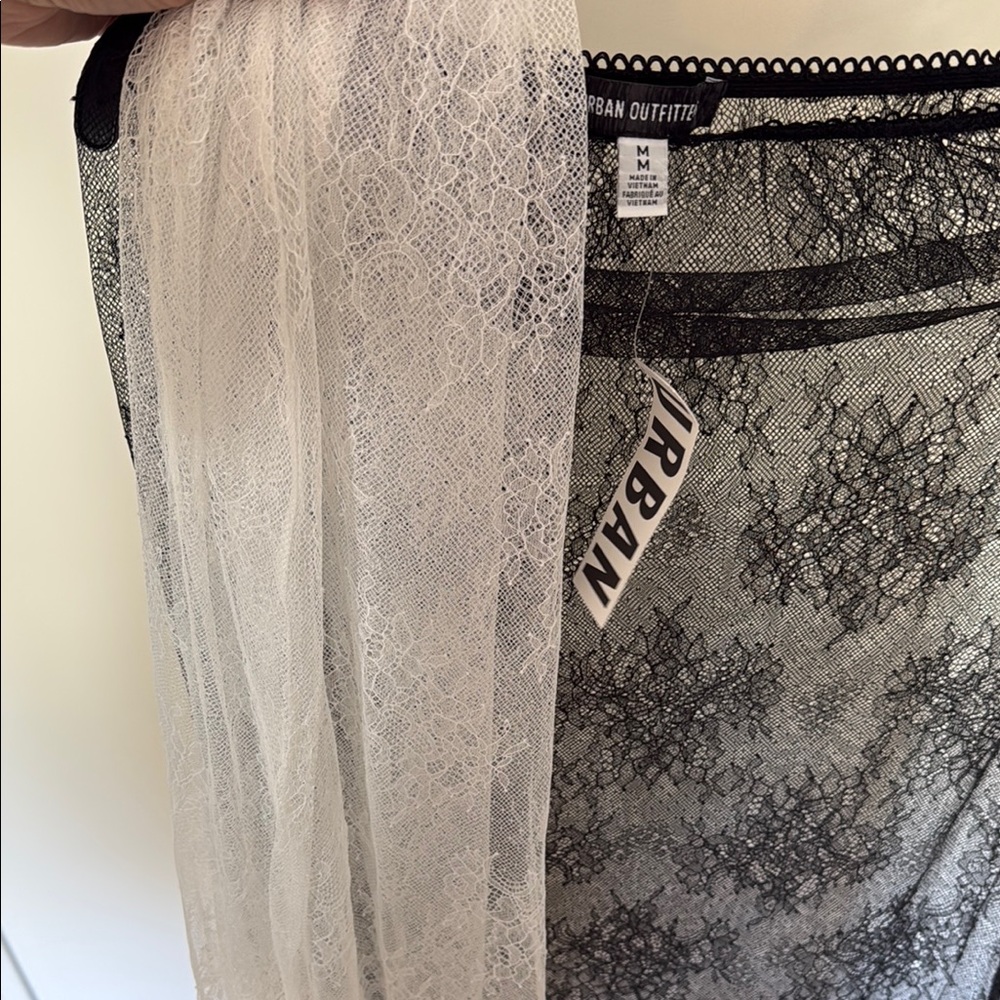 URBAN Outfitters Lace Overlay Skirts - Picture 4 of 5